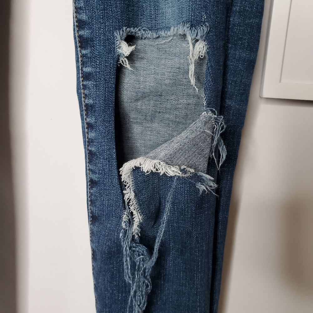 AG Adriano Goldschmied  Stevie Slim Ankle Distressed Destroyed Jeans Blue Boho - Picture 3 of 7